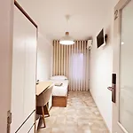 Pensión Rooms4you 3 In Historic Center Of *