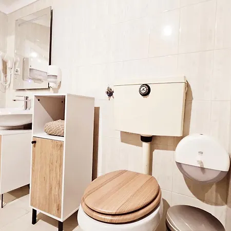 Rooms4you 3 In Historic Center Of Πανσιόν
