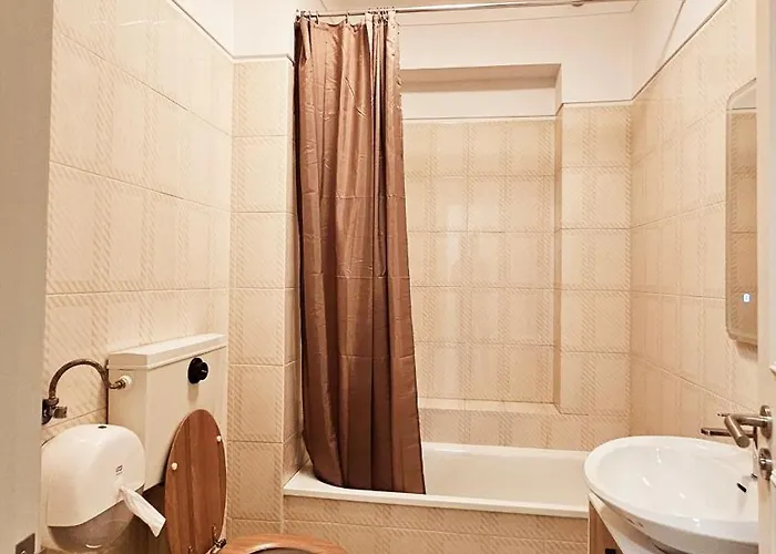 Rooms4you 3 In Historic Center Of 招待所 *